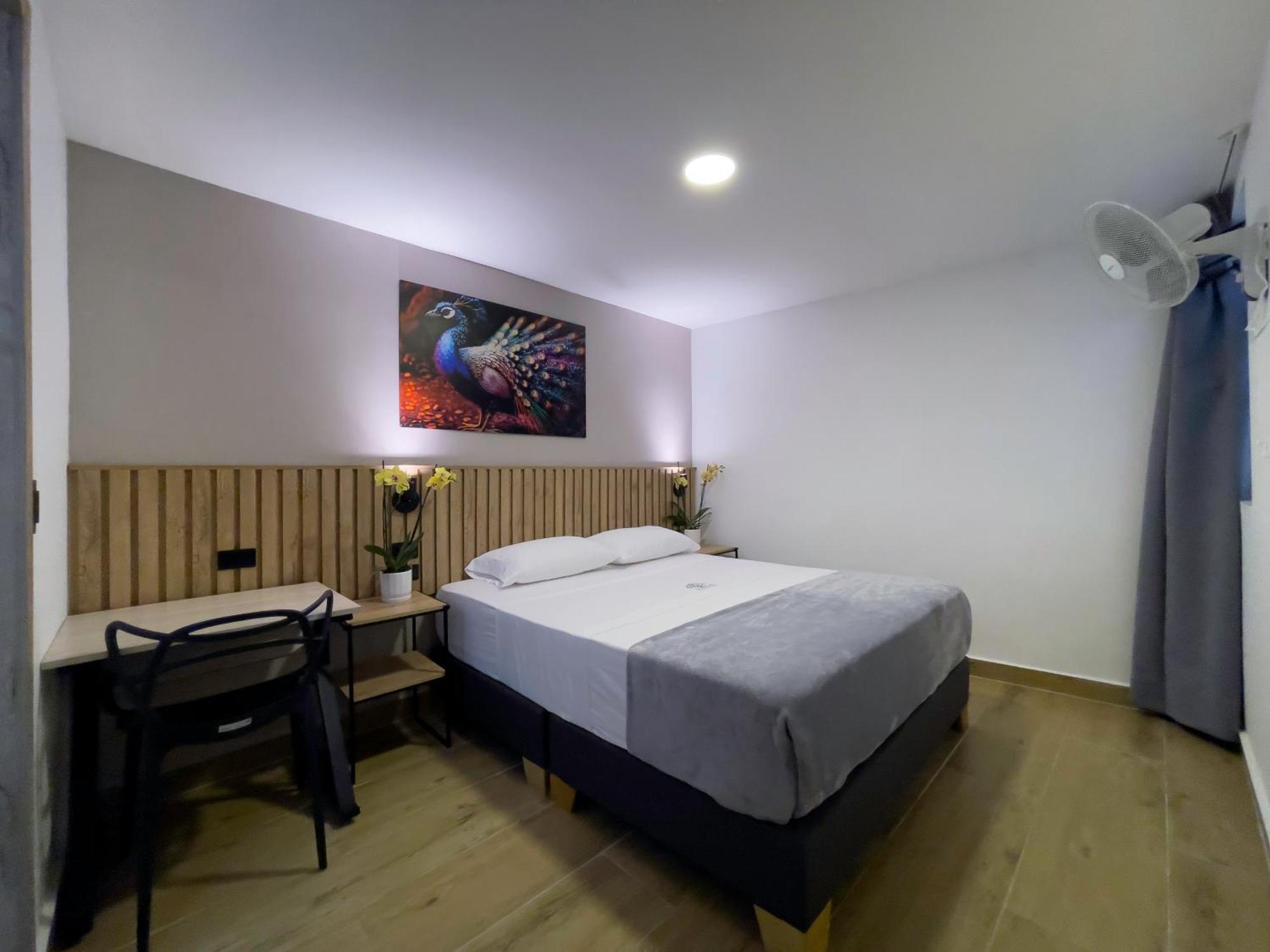 Deluxe Queen Room